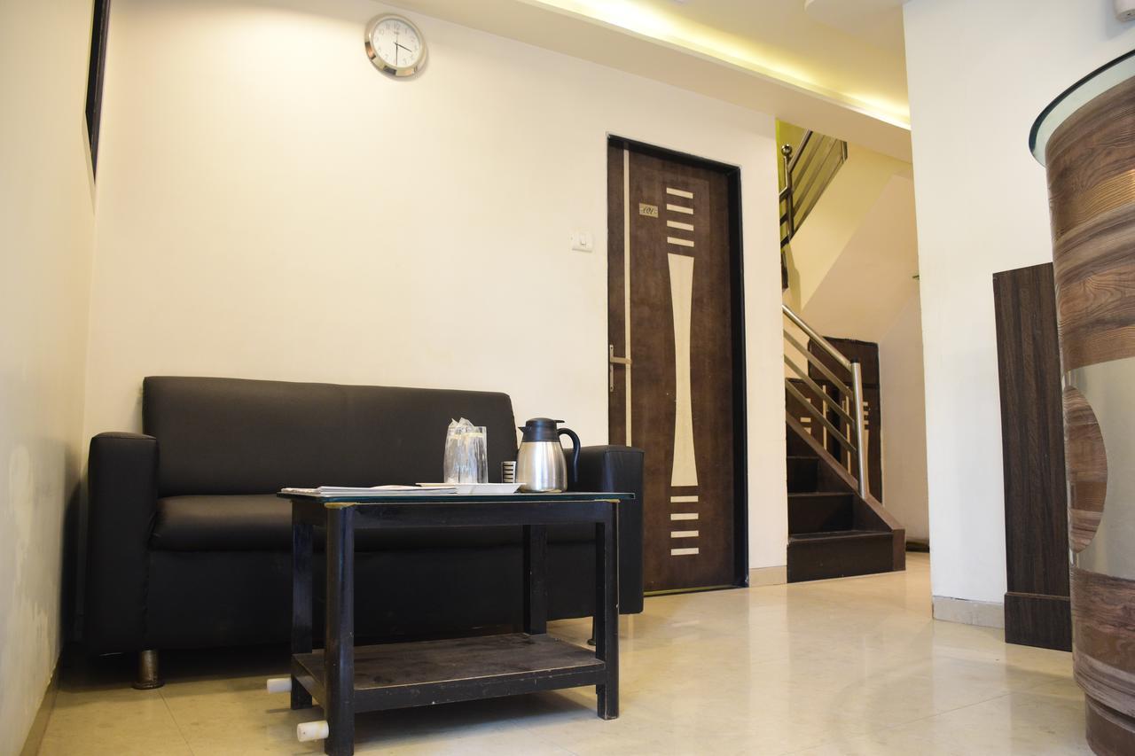 Hotel K.C Residency Mumbai Dış mekan fotoğraf