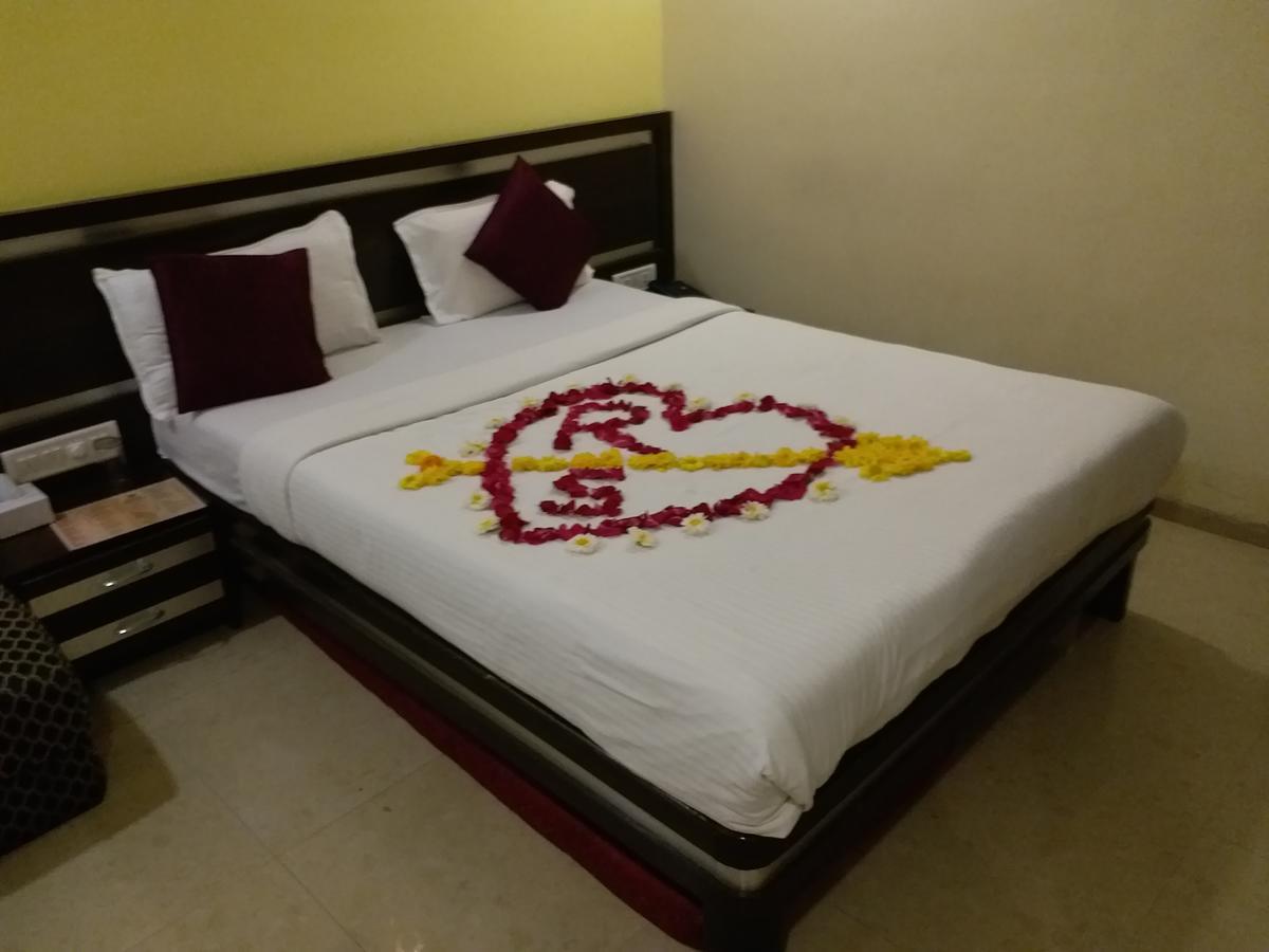 Hotel K.C Residency Mumbai Dış mekan fotoğraf