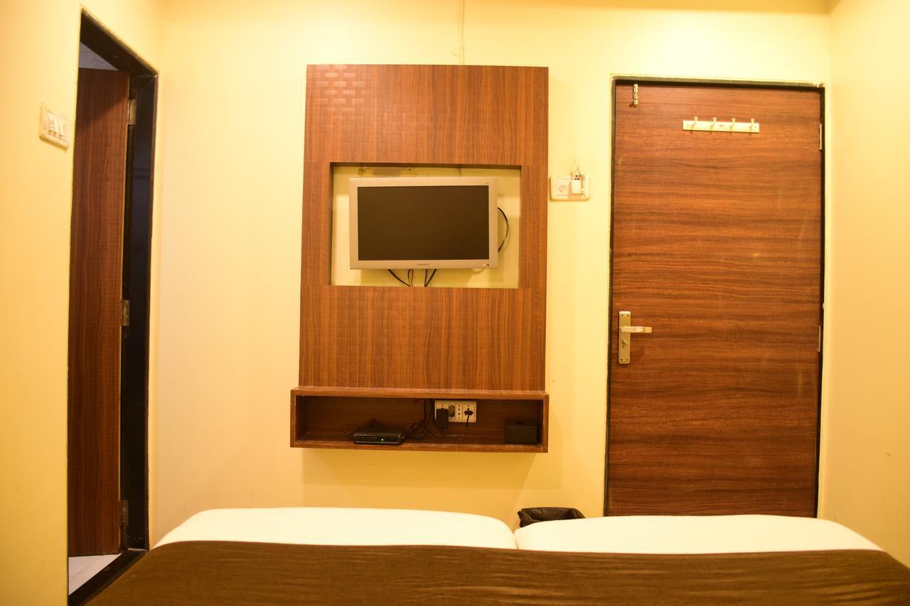 Hotel K.C Residency Mumbai Dış mekan fotoğraf